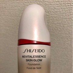 SHISEIDO  エッセンススキングロウファンデーション