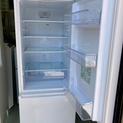 【リサイクルショップ　ピカソ　小松原】2022年製 AQUA アクア 2ドア  右開きタイプ  201L 冷蔵庫 ホワイト★5425★