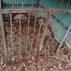  鶏  鳥小屋 犬小屋 骨組み