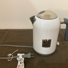 デロンギ　電気ケトル