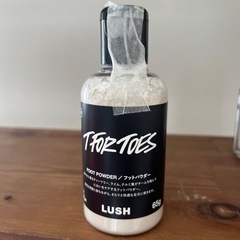 LUSH !! 
フットパウダー