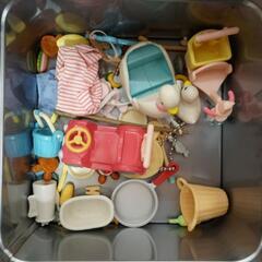 シルバニアファミリー　お家、人形、家具セット