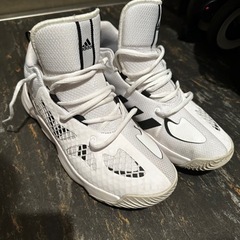 決定）adidasバスケットシューズ　今月中❗️　