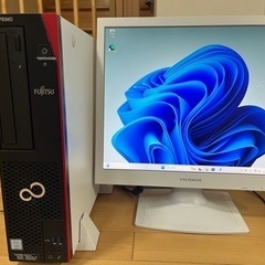 富士通　FUJITSU デスクトップパソコン　Windows11