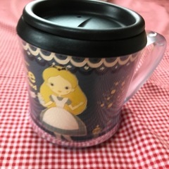 アリスのカップ