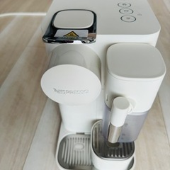 Nespresso小型コーヒーメーカー