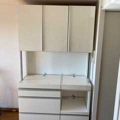 ホワイトキッチンボード/食器棚