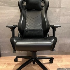 Noble chairs ゲーミングチェアEPIC