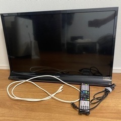 テレビ　SHARP  2013年製　32V