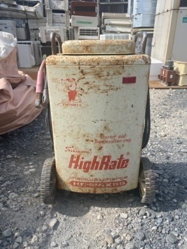バッテリー充電器