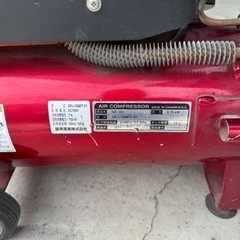 コンプレッサー100V　