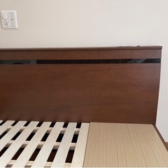 ベッドフレーム　セミダブル　ニトリ　引き出し付き