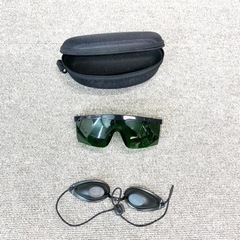 【中古業務用脱毛】ビートフラッシュ　シングルハンド、付属品付 中古業務用脱毛】ビートフラッシュ シングルハンド、付属品付
