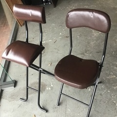 ニトリ折り畳み椅子  2脚