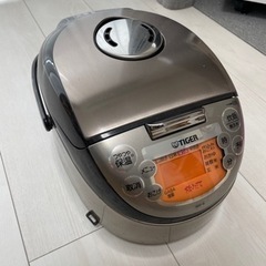 炊飯器　TIGER JKO-G型