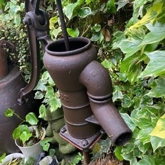 昔の井戸ポンプ手動式、戦前、ガーデニング
