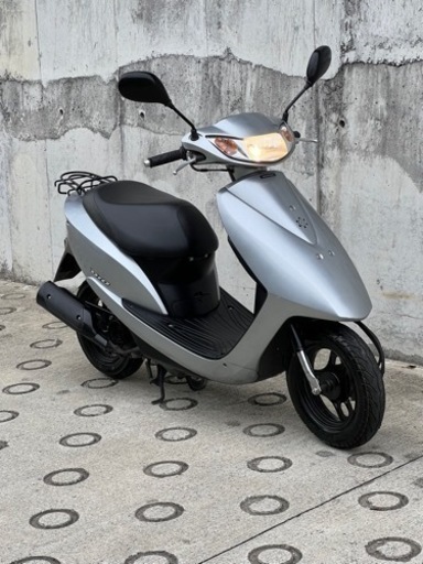大人気セール‼️安心のリアタイヤ新品✨️バッテリー充電済み嬉しいオイル交換済み♻️効果抜群燃料添加剤施行‍燃費重視\u0026バイク初心者の方にオススメ間違い無い1台AF68 ディオ✴