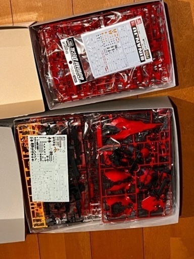 【組立済】RGサザビー&RGシナンジュ 組立済】RGサザビー&RGシナンジュ｜組立済】RGサザビー&RGシナンジュ