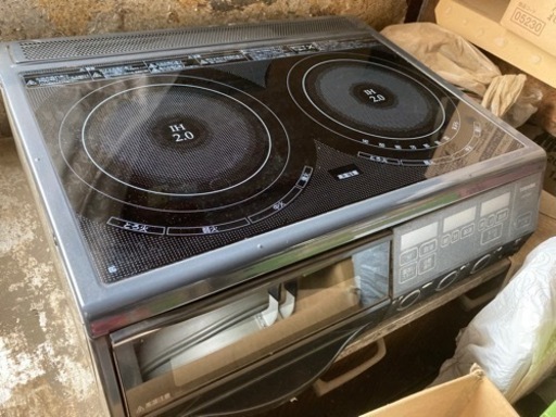 値下げ　横芝光町　美品　未使用　TOSHIBA ＩＨクッキングヒーター
