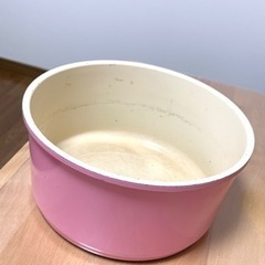 ピンクの小鍋／アイリスオーヤマ