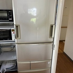 シャープ465リットル大型冷蔵庫、ファミリー冷蔵庫