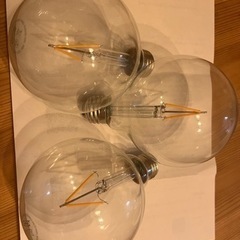 IKEA LUNNOM ルッノム LED電球 E26 150ルー...