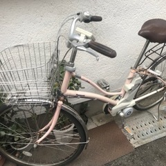 ピンク色　可愛いPanasonic電動自転車