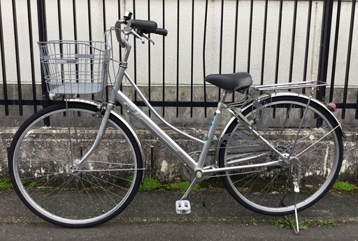 ＜整備済・美品車＞シティサイクル 27インチ自転車・シルバー LEDオートライト・外装6段変速 鍵付き・タイヤ、チェーン新品交換済 整備済・美品車＞シティサイクル 27インチ自転車・シルバー LEDオート