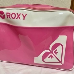 ロキシーROXYレディースエナメルショルダーバッグ