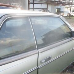 Mベンツ123-280CE-外装部品ドアーモール類販売