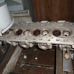 ロールス-ロイス―ベントレー研摩加工済みシリンダーヘツト販売の通販は 