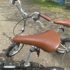 更新　新品同様折りたたみチャリ（キャプテンスタッグ）ベージュ17,000円。