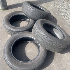 215/60R16　　ダンロップ　EC300 