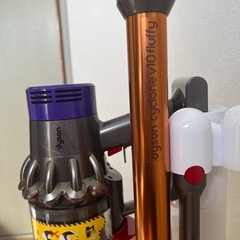 取り引き中です】Dyson cyclone v10 fluffy（ダイソン）