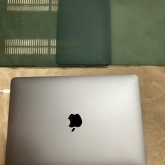 MacBook Pro2022 M2チップ