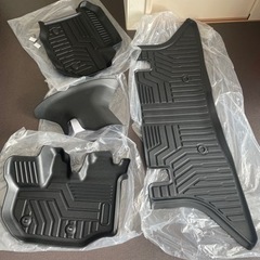 　ハイエース　ワイドボディー   立体　フロアマット