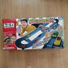 トミカ　びゅんびゅんサーキット