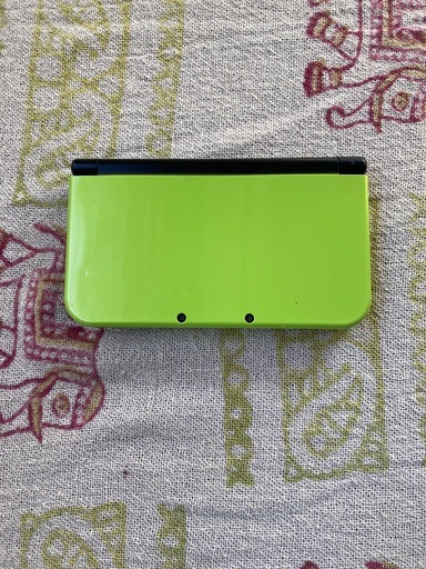 NINTENDO ３DS LL