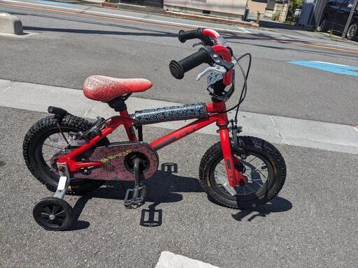自転車　GT  12インチ