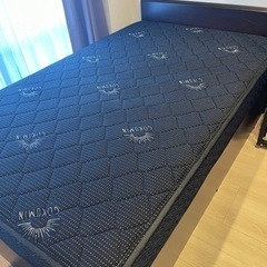 ガスシリンダー跳ね上げ収納付きベッド(セミダブル)