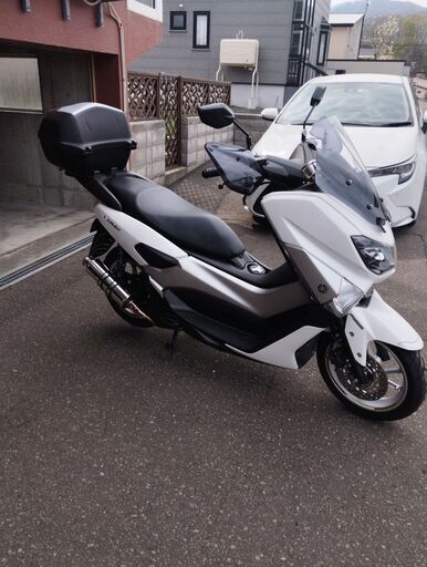 Nmax125　8800ｋ売ります　車庫保管