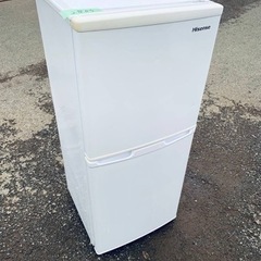  EJ2805番✨Hisense✨冷凍冷蔵庫 ✨HR-B106JW