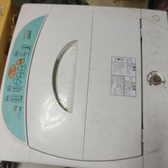 東芝の洗濯機中古品無料で、あげます。