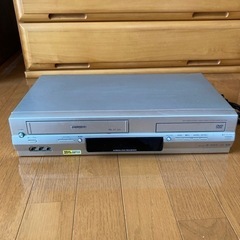 動作確認済　TOSHIBA VHS一体型DVDプレイヤー 07年製