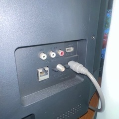 🉐　USBメモリー　12GB付　２０１８年　32型　液晶テレビ