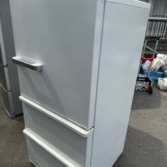 家電 キッチン家電 冷蔵庫　238L 2020年式