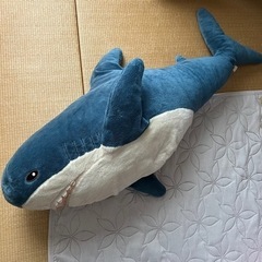 IKEA サメ　ぬいぐるみ　BIG