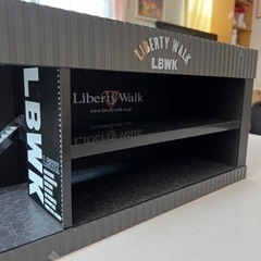 80台限定品！ イグニッションモデル 1/64 LBショールーム ジオラマ