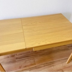 【IKEA】テーブル　ダイニングテーブル　家具 机