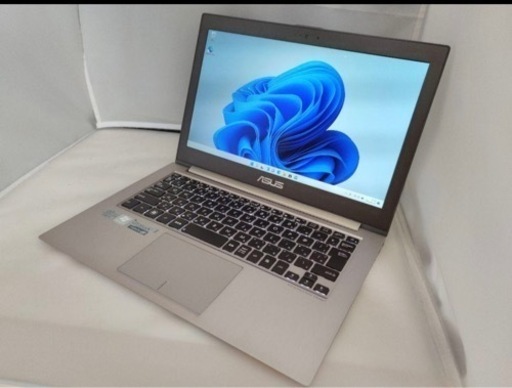 ASUS UX31A/i7 +4G+SSD128G/カメラ/win11